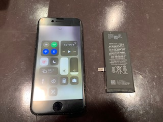 iPhone６　バッテリー交換　宝塚市よりお越しのお客様　ｓ